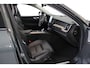 Volvo XC60 T6 350PK Ultra Dark | Black Pack | 360° | Luchtvering | B&W Audio | Panoramadak | Getint Glas