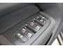 Volvo XC60 T6 350PK Ultra Dark | Black Pack | 360° | Luchtvering | B&W Audio | Panoramadak | Getint Glas