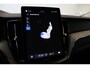 Volvo XC60 T6 350PK Ultra Dark | Black Pack | 360° | Luchtvering | B&W Audio | Panoramadak | Getint Glas