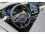 Volvo XC60 T6 350PK Ultra Dark | Black Pack | 360° | Luchtvering | B&W Audio | Panoramadak | Getint Glas