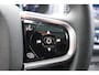 Volvo XC90 T8 455PK Automaat Plug-in hybrid AWD Ultimate Dark / Bowers & Wilkins / Luchtvering / Head Up Display / 360 Camera / Massagestoelen / Gelaagde Zijruiten / Trekhaak /