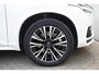 Volvo XC90 T8 455PK Automaat Plug-in hybrid AWD Ultimate Dark / Bowers & Wilkins / Luchtvering / Head Up Display / 360 Camera / Massagestoelen / Gelaagde Zijruiten / Trekhaak /