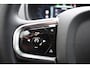 Volvo XC90 T8 455PK Automaat Plug-in hybrid AWD Ultimate Dark / Bowers & Wilkins / Luchtvering / Head Up Display / 360 Camera / Massagestoelen / Gelaagde Zijruiten / Trekhaak /