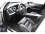Volvo XC90 T8 455PK Automaat Plug-in hybrid AWD Ultimate Dark / Bowers & Wilkins / Luchtvering / Head Up Display / 360 Camera / Massagestoelen / Gelaagde Zijruiten / Trekhaak /
