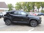 Toyota Yaris Cross 1.5 HYBRID STYLE PANORAMADAK HEAD-UP KEYLESS STOEL/STUURVERWARMING 17"LM-VELGEN PRIVACY-GLASS LED EL-ACHTERKLEP