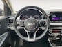 Kia Stonic 1.0 T-GDi MHEV DynamicPlusLine | Navi | Apple Carplay / Android Auto | Licht + Regensensor | Parkeersensoren + Camera Achter | 16"Lichtmetalen Velgen | Climate Control | Cruise Control | Rijstrooksensor + Correctie
