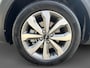 Kia Stonic 1.0 T-GDi MHEV DynamicPlusLine | Navi | Apple Carplay / Android Auto | Licht + Regensensor | Parkeersensoren + Camera Achter | 16"Lichtmetalen Velgen | Climate Control | Cruise Control | Rijstrooksensor + Correctie