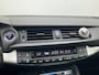 Lexus CT 200h Business Line Automaat Nav/Cruise Alcantara Clima Voll.Onderhouden!