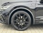 Volkswagen Tiguan 1.5 TSI R-Line Business+ Pano | Trekhaak | 20 Inch | Camera