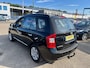 Kia Carens 2.0 CVVT X-ecutive(st-bekr,airco,elektr-pakket,bj07,2499,-)