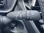 Toyota Corolla Cross Hybrid 180 EXECUTIVE BLIND SPOT PARK-SENSOREN JBL-AUDIO 360-CAMERA STOEL/STUUR VERWARMING EL-ACHTERKLEP CAMERA LEDER PARK-ASS APPLE/ANDROID