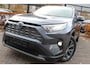 Toyota RAV4 2.5 Hybrid Style | Rijklaar | Trekhaak | Leder | Stoel-/stuurverw. | Apple/Android | LED | El. achterklep