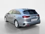 Kia Ceed Sportswagon 1.0 T-GDi DynamicPlusLine | Navi | Apple Carplay / Android Auto | Cruise Control | Licht + Regensensor | Stoel + Stuurverwarming | Keyless Entry + Keyless Start | Parkeersensoren Voor + Achter | Elektrisch bedienbare Achterklep