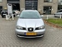SEAT Cordoba 1.4-16V Sensation Nieuwe Apk! Airco! Camera! NAP!