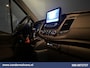 Ford Transit 2.0 TDCI 130pk Bakwagen Laadklep Euro6 Airco | 951kg laadvermogen | Camera | Navigatie | Cruisecontrol LM velgen, Verwarmde voorruit, Stoelverwarming, Bijrijdersbank, 2500kg trekvermogen