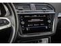 Volkswagen Tiguan 1.4 TSI 245pk DSG eHybrid Elegance Business | Panoramadak | Achteruitrijcamera | Trekhaak | Adaptive Cruise | 18'' LMV