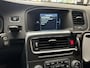 Volvo V60 1.6 D2 Momentum NAVIGATIE CRUISE CONTROL CLIMATE CONTROL BLUETOOTH TELEFOON MEDIA VOORBEREIDING PDC ZEER MOOI !! 3010