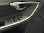 Volvo V60 1.6 D2 Momentum NAVIGATIE CRUISE CONTROL CLIMATE CONTROL BLUETOOTH TELEFOON MEDIA VOORBEREIDING PDC ZEER MOOI !! 3010