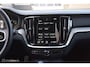 Volvo S60 2.0B3 mhev r-design 130kW geartronic aut Park assist & Harman Kardon geluidsysteem
