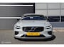Volvo S60 2.0B3 mhev r-design 130kW geartronic aut Park assist & Harman Kardon geluidsysteem