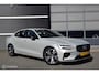 Volvo S60 2.0B3 mhev r-design 130kW geartronic aut Park assist & Harman Kardon geluidsysteem