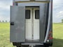 Peugeot Boxer Allure Sport Paardenwagen 2.2 HDI 165pk | 1640kg laadvermogen | 3-zitplaatsen | Trekhaak | Lederen bekleding | Navigatie | Climate | Videobewaking |