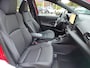 Toyota Yaris Hybrid 130 EXECUTIVE NIEUW DIRECT LEVERBAAR! STOELVERW PARK-SENSOREN 17'' LM-VELGEN BLIND SPOT LED APPLE/ANDROID CAMERA NAVI