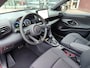 Toyota Yaris Hybrid 130 EXECUTIVE NIEUW DIRECT LEVERBAAR! STOELVERW PARK-SENSOREN 17'' LM-VELGEN BLIND SPOT LED APPLE/ANDROID CAMERA NAVI