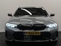 BMW 3-Serie Touring 318i | NL AUTO | NAVI | TREKHAAK | LEDEREN BEKLEDING | CARPLAY |