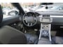 Land Rover Range Rover Evoque 2.2 TD4 4WD Dynamic | Panorama | Trekhaak | Luxe Leder | Camera | LED | Stoelverwarming | NAP |