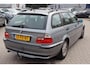 BMW 3-Serie Touring 316i Black&Silver II Navigatie, APK tot en met 07-04-2026, Airco, Elektrische ramen, Cruise control, Trekhaak