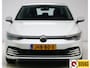 Volkswagen Golf 1.4 eHybrid 204 PK | Camera | Elec. Ergo best. stoel met geheugen en massage | Adap.Cruise, Travelassist, Navigatie, App. connect, IQ Led