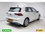 Volkswagen Golf 1.4 eHybrid 204 PK | Camera | Elec. Ergo best. stoel met geheugen en massage | Adap.Cruise, Travelassist, Navigatie, App. connect, IQ Led