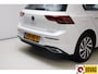 Volkswagen Golf 1.4 eHybrid 204 PK | Camera | Elec. Ergo best. stoel met geheugen en massage | Adap.Cruise, Travelassist, Navigatie, App. connect, IQ Led