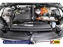Volkswagen Golf 1.4 eHybrid 204 PK | Camera | Elec. Ergo best. stoel met geheugen en massage | Adap.Cruise, Travelassist, Navigatie, App. connect, IQ Led