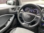 Hyundai i20 1.2 HP i-Motion/ luxe uitvoering/ 5drs/ 1e EIG/ dealeronderhouden/ 1jaar apk/ airco/ EL-ramen/ zeer nette auto.