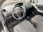 Toyota Yaris 1.0 VVTi +/3drs/ 1e EIG/ dealeronderhouden/ 1jaar apk/ airco/ EL-ramen/ zeer nette auto.