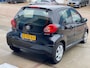 Toyota Aygo 1.0-12V/5drs/ nap/ dealeronderhouden/ 1jaar apk/ airco/ EL-ramen/ zeer nette auto.