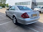 Mercedes-Benz E-klasse 200 K. Avantgarde/ automaat/ 5drs/ nap/ dealeronderhouden/ 1jaar apk/ volle opties!