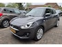 Suzuki Swift 1.2 Select Smart Hybrid. Navi, camera, carplay, adap.cruise, stoelverwarming, etc,etc. Prijs rijklaar incl garantie.