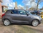 Suzuki Swift 1.2 Select Smart Hybrid. Navi, camera, carplay, adap.cruise, stoelverwarming, etc,etc. Prijs rijklaar incl garantie.