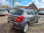 Suzuki Swift 1.2 Select Smart Hybrid. Navi, camera, carplay, adap.cruise, stoelverwarming, etc,etc. Prijs rijklaar incl garantie.