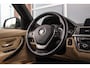 BMW 3-Serie Touring 328i F31 Luxury-Line | 245 pk | Automaat | Dakraam | Leer | Trekhaak | Xenon | Head-up | Navi | Keyless entry | HiFi | Sportstuur | Cruise control | ➡️