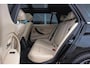 BMW 3-Serie Touring 328i F31 Luxury-Line | 245 pk | Automaat | Dakraam | Leer | Trekhaak | Xenon | Head-up | Navi | Keyless entry | HiFi | Sportstuur | Cruise control | ➡️