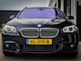 BMW 5-Serie Touring 530d M-Sport | PANO | STOEL VENT. & VERW. | CARBONSCHWARZ | TREKHAAK | HUD | ADAPTIVE CRUISE | FULL OPTION