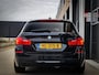 BMW 5-Serie Touring 530d M-Sport | PANO | STOEL VENT. & VERW. | CARBONSCHWARZ | TREKHAAK | HUD | ADAPTIVE CRUISE | FULL OPTION