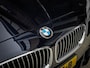 BMW 5-Serie Touring 530d M-Sport | PANO | STOEL VENT. & VERW. | CARBONSCHWARZ | TREKHAAK | HUD | ADAPTIVE CRUISE | FULL OPTION