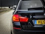 BMW 5-Serie Touring 530d M-Sport | PANO | STOEL VENT. & VERW. | CARBONSCHWARZ | TREKHAAK | HUD | ADAPTIVE CRUISE | FULL OPTION