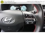 Hyundai Kona 1.0 T-GDI N LINE KEURIGE NETTE STAAT! ORIGINEEL NL! DEALER ONDERHOUDEN! CAMERA STOELKOELING+VERWARMING ALCANTARA/LEDER ANDROID/APPLECARPLAY NAVI AFN.TREKHAAK 18INCH CLIMA CRUISE ENZ...