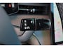Volvo EX90 Twin Motor Ultra 7p. 111 kWh - Luchtvering - Panoramadak - Pilot Assist Pack - 360º Camera - Bose Audio - Verwarmde voorstoelen, stuur & achterbank - Parkeersensoren voor & achter - Head up display - Extra getint glas - 21" Wielen